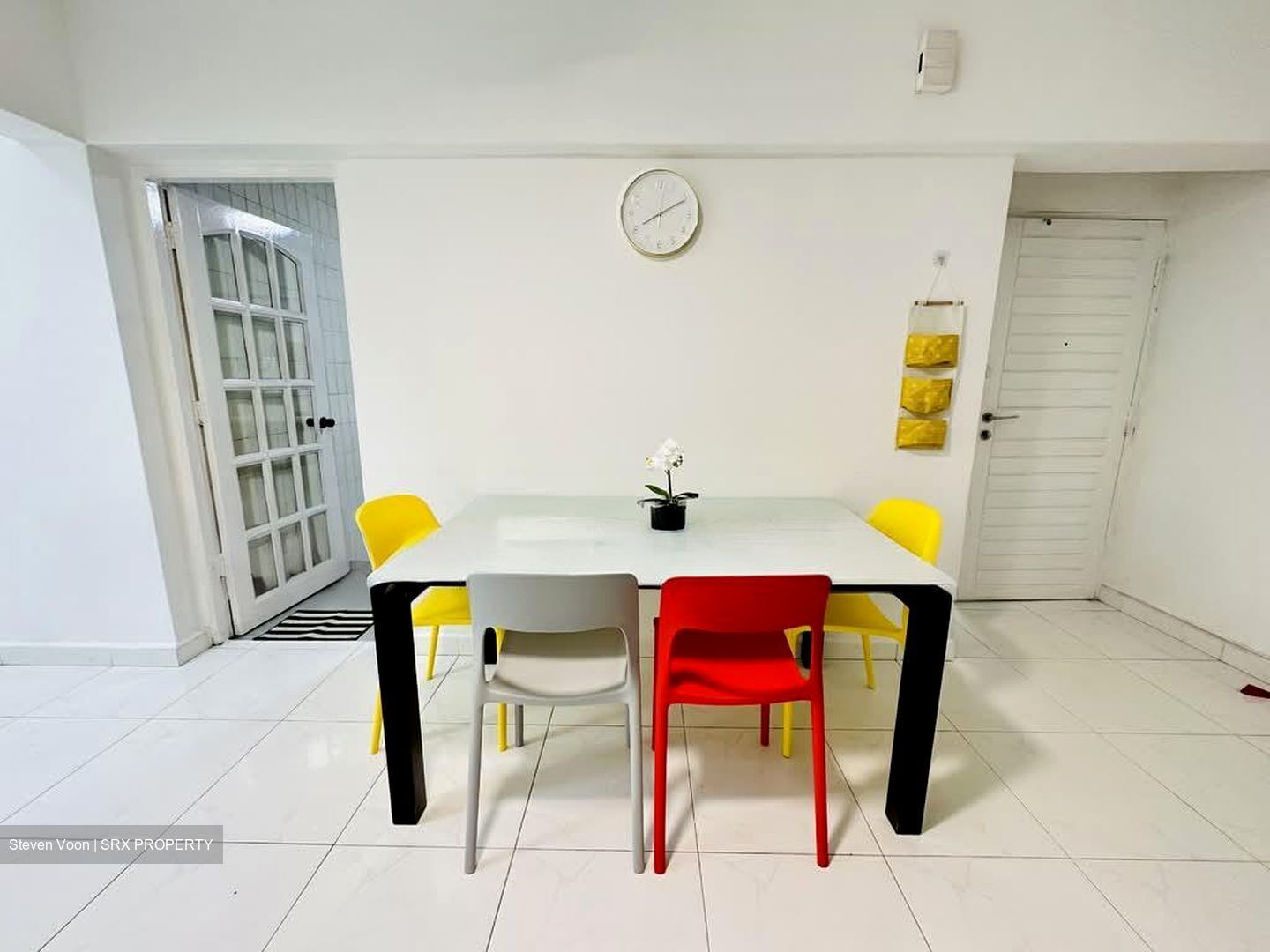Ivory Heights (D22), Condominium #557632101